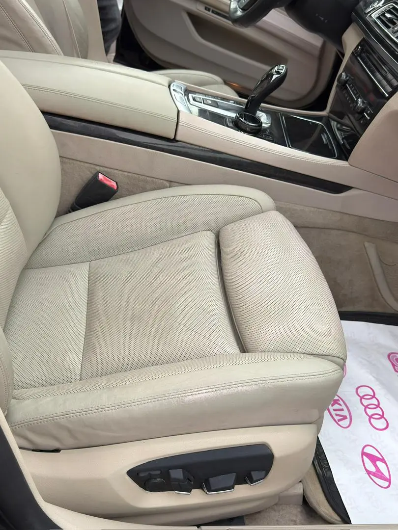 BMW 750 Li 2014 - صورة 7