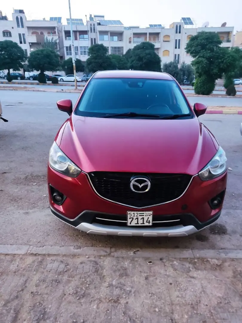 مازدا CX-5 2012 دفع رباعي بتصميم جذاب - صورة 3