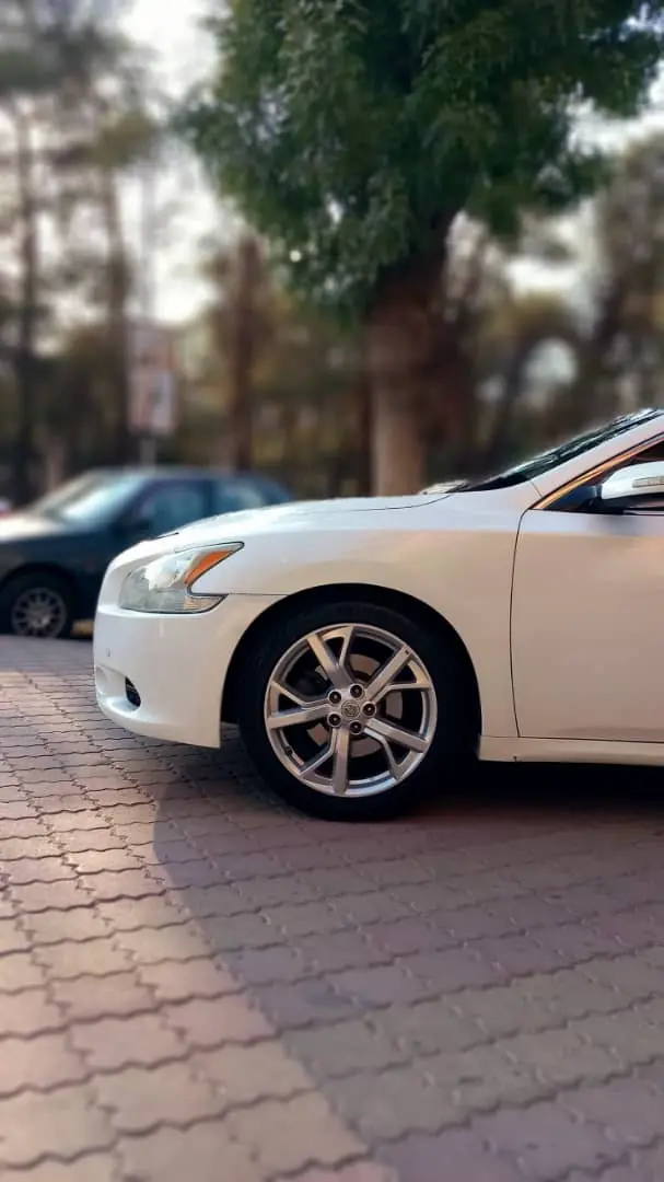 نيسان ماكسيما 2015 سيدان، بحالة ممتازة وشكل رياضي ومدفع الرفاهية ولوحات سورية جديدة  - صورة 3