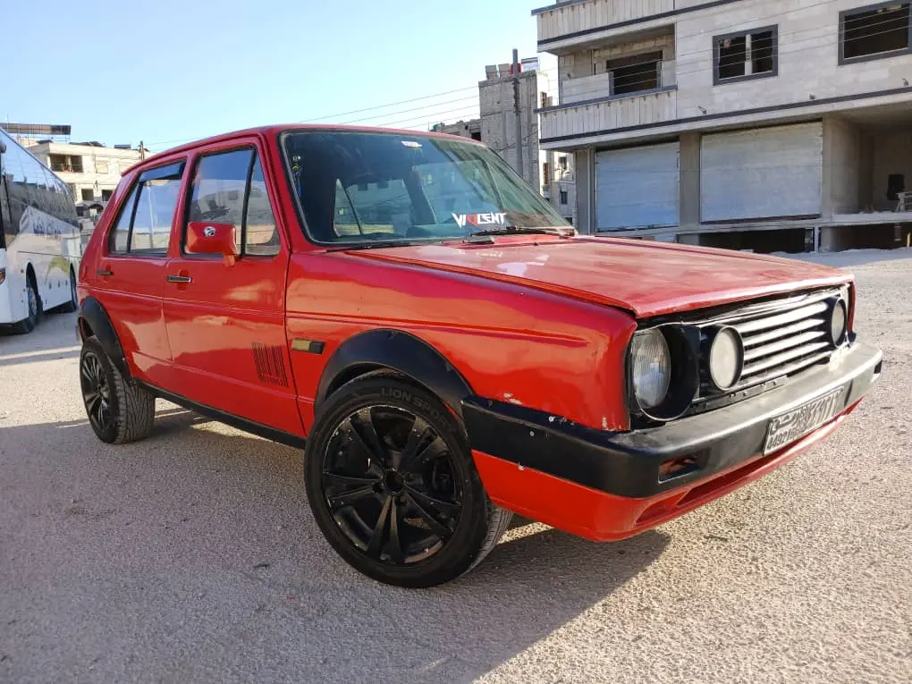 فولكس فاجن جولف 1976 للبيع - كلاسيك معدل وجاهز - صورة 2