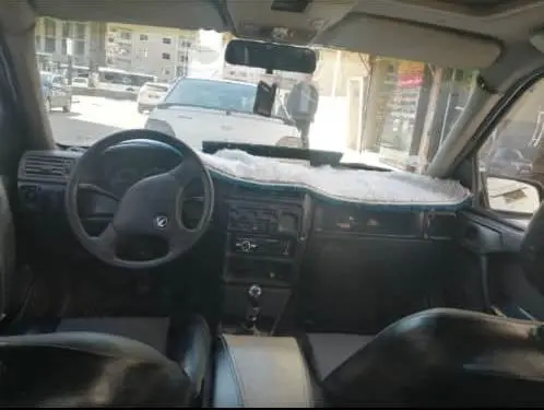 أوبل فيكترا 1993 سيدان للبيع بمظهر رياضي - صورة 4