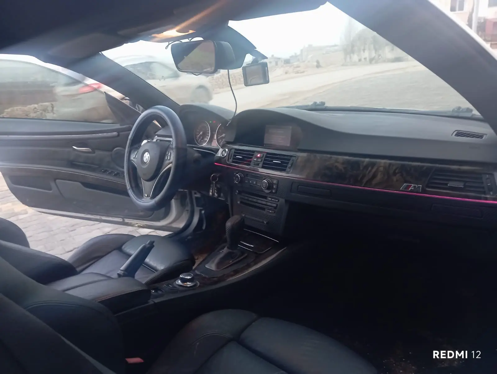 بي إم دبليو الفئة الثالثة 2008 مكشوفة للبيع - صورة 4