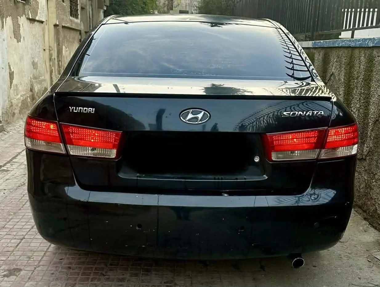 هيونداي سوناتا 2007 سيدان أوتوماتيك بحالة نظيفة - صورة 4