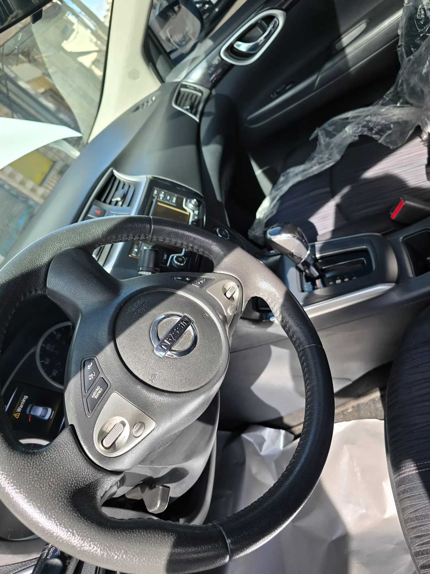 نيسان سنترا 2016 حالة ممتازة واقتصادية - صورة 2