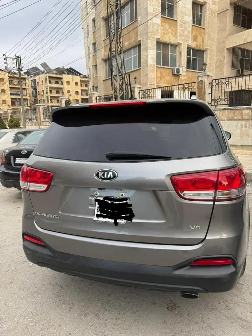 كيا سورينتو 2018 بحالة ممتازة وعائلية - صورة 2
