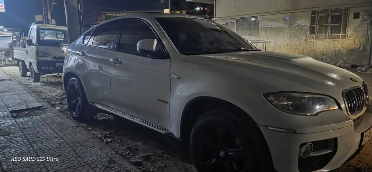 بي إم دبليو X6 موديل 2013 بحالة ممتازة