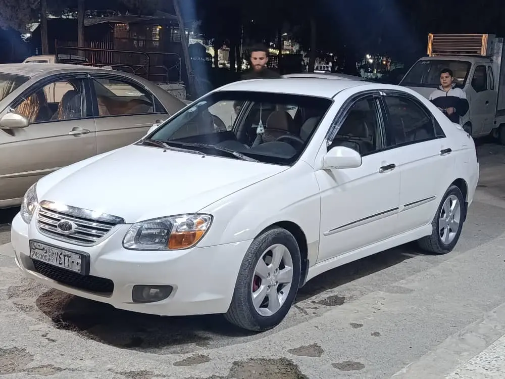 كيا سيراتو 2008 بحالة جيدة للبيع