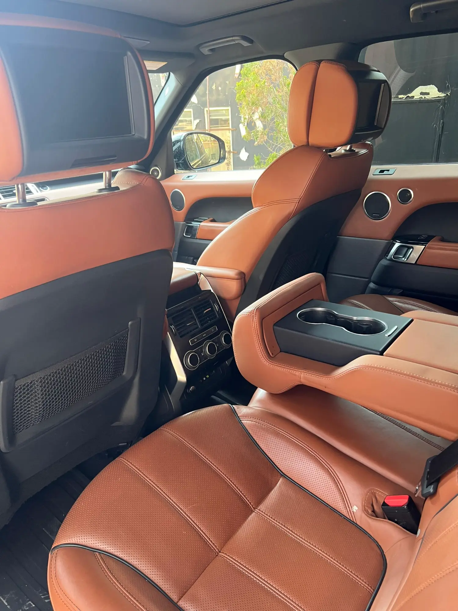 لاند روفر رانج روفر سبورت 2014 فخامة وأداء - صورة 3