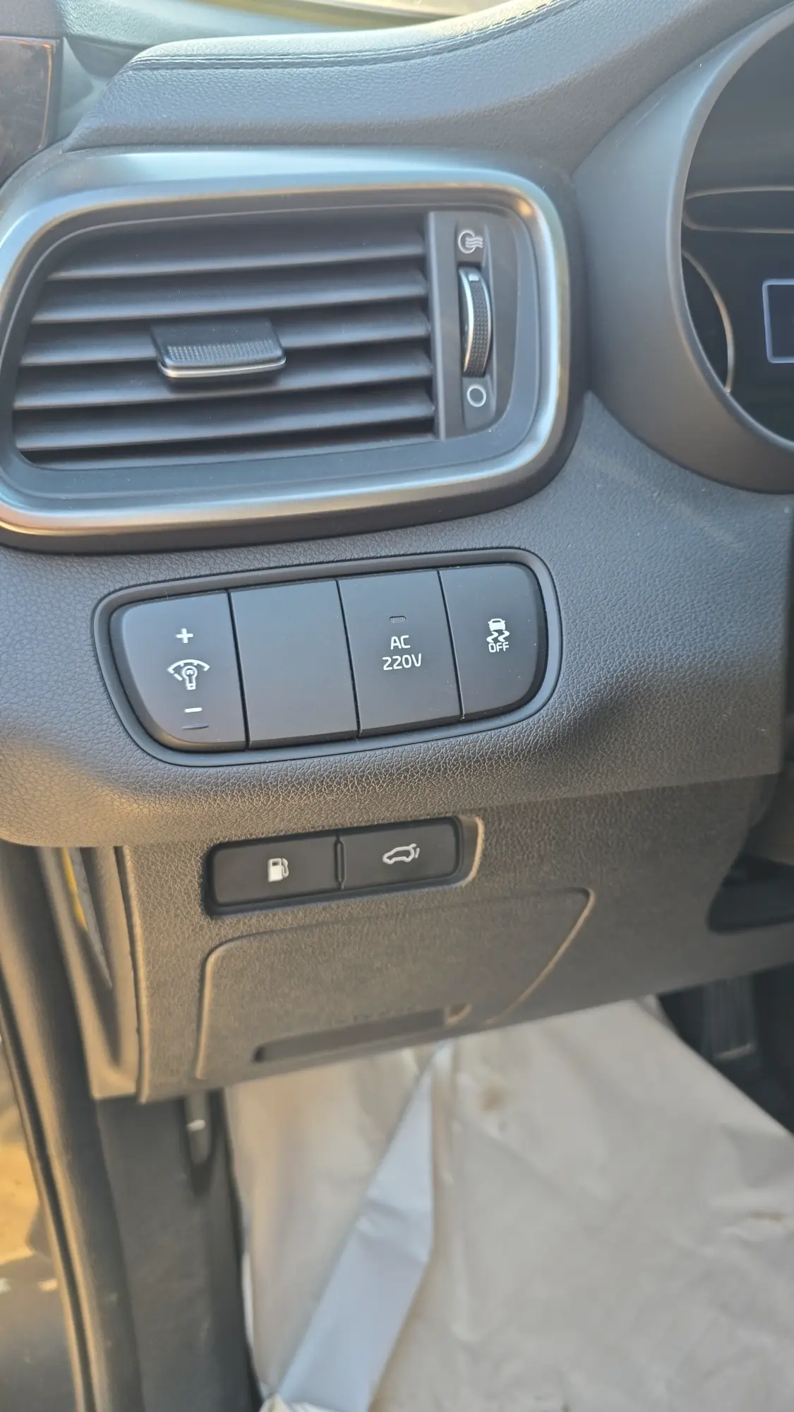 كيا سورينتو 2016 بحالة ممتازة ومواصفات كاملة - صورة 5