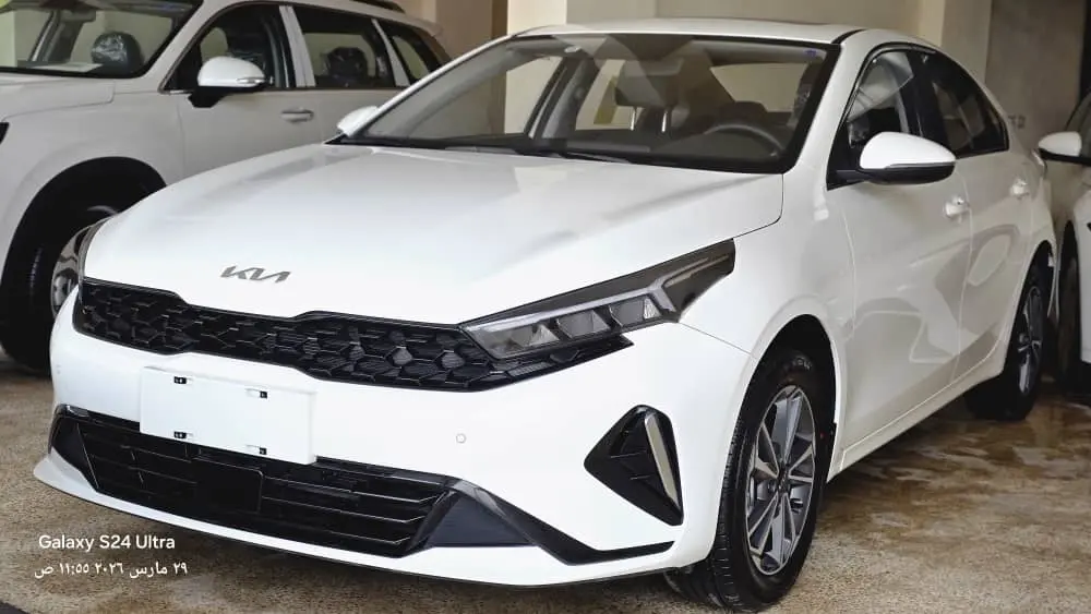 كيا سيراتو 2026 - سيارة سيدان عصرية وأنيقة - صورة 1
