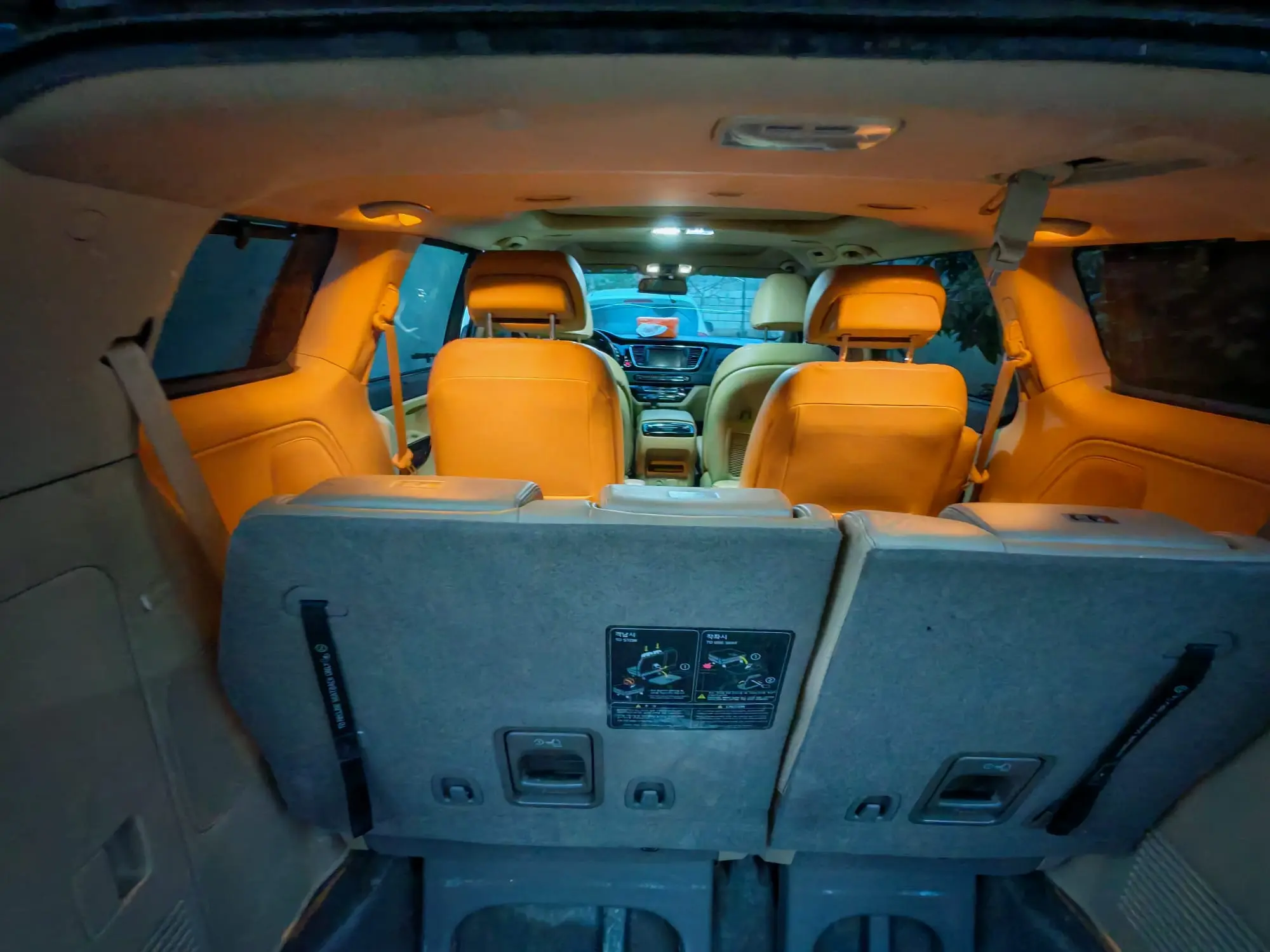 كرنفال لموزين ديزل 2018  Carnival Limousine 2018 ادخال جديد اكمل وصف رقم 1 وارد كوري  فرش جلد ملكي ( - صورة 3