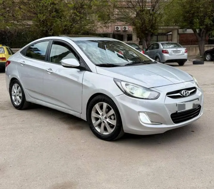 هيونداي أكسنت 2011 بحالة ممتازة واقتصادية - صورة 2