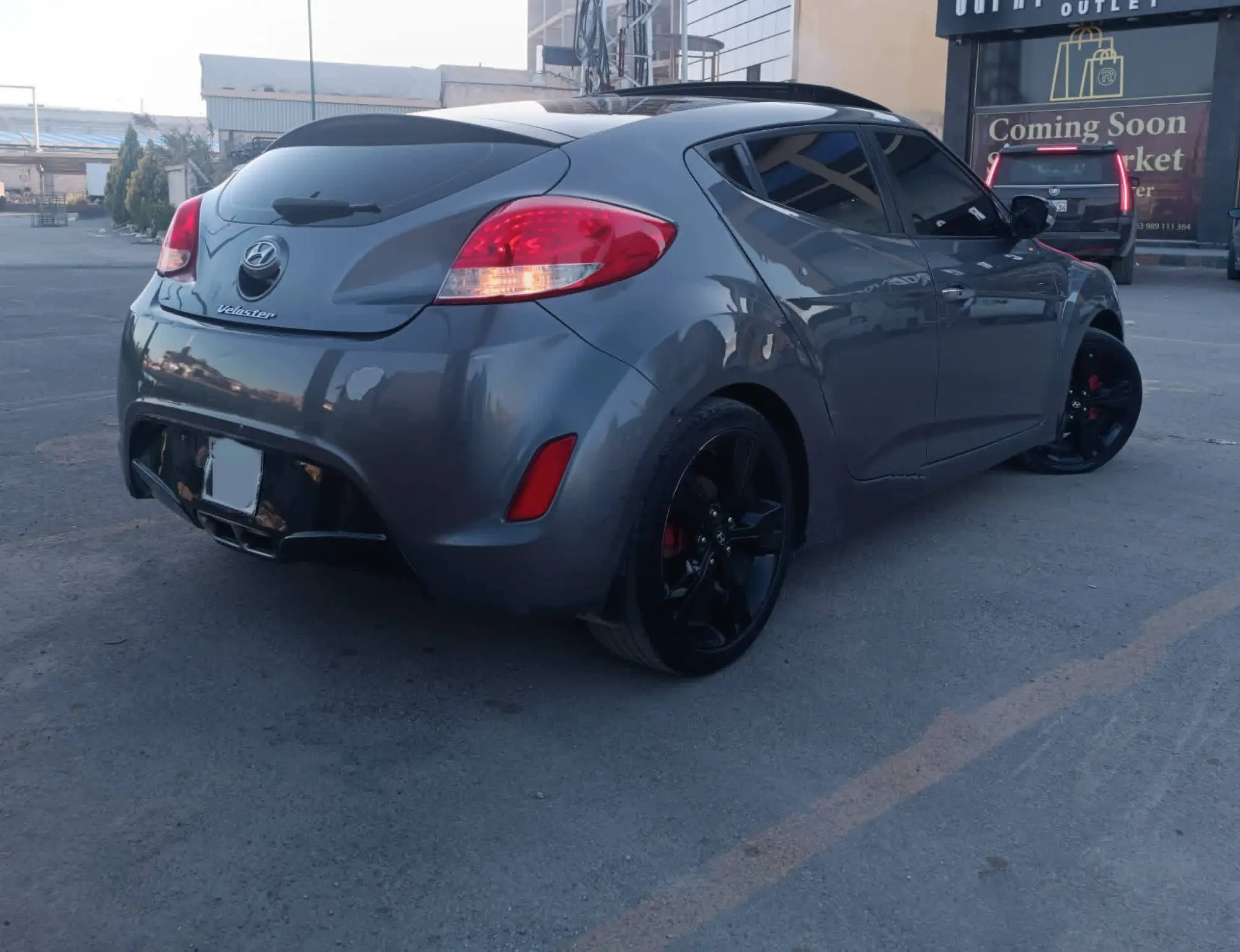 هيونداي فيلوستر 2015 بحالة ممتازة - صورة 2