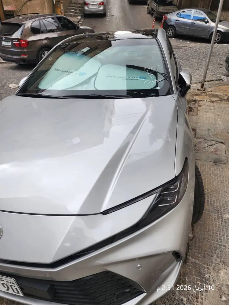 تويوتا كامري 2026 بحالة الوكالة - تصميم عصري وأداء هجين - صورة 6