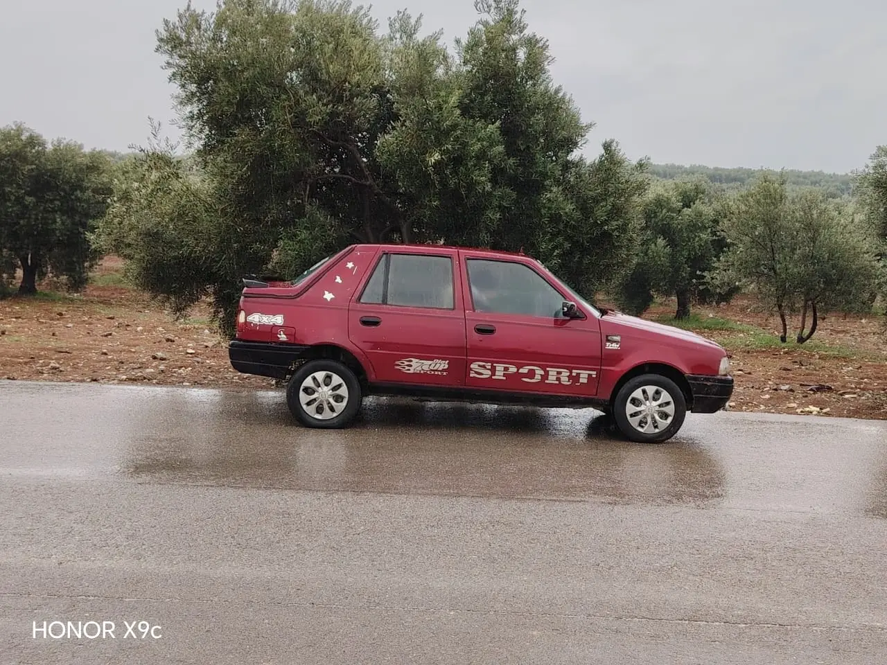 داسيا 2001 بحالة جيدة للبيع - صورة 1