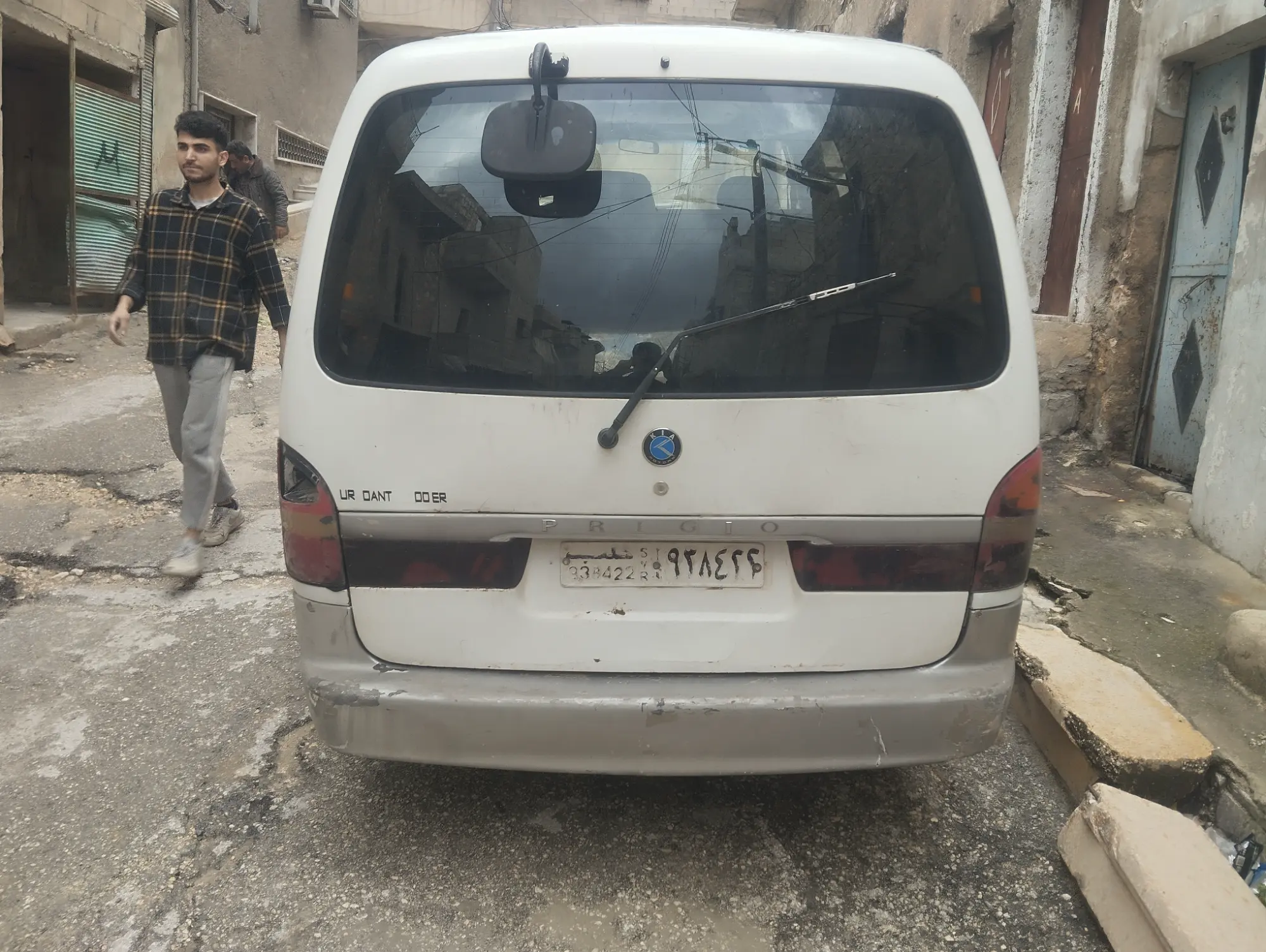 كيا بريجيو 2002 - شريكك العملي والاعتمادي - صورة 4