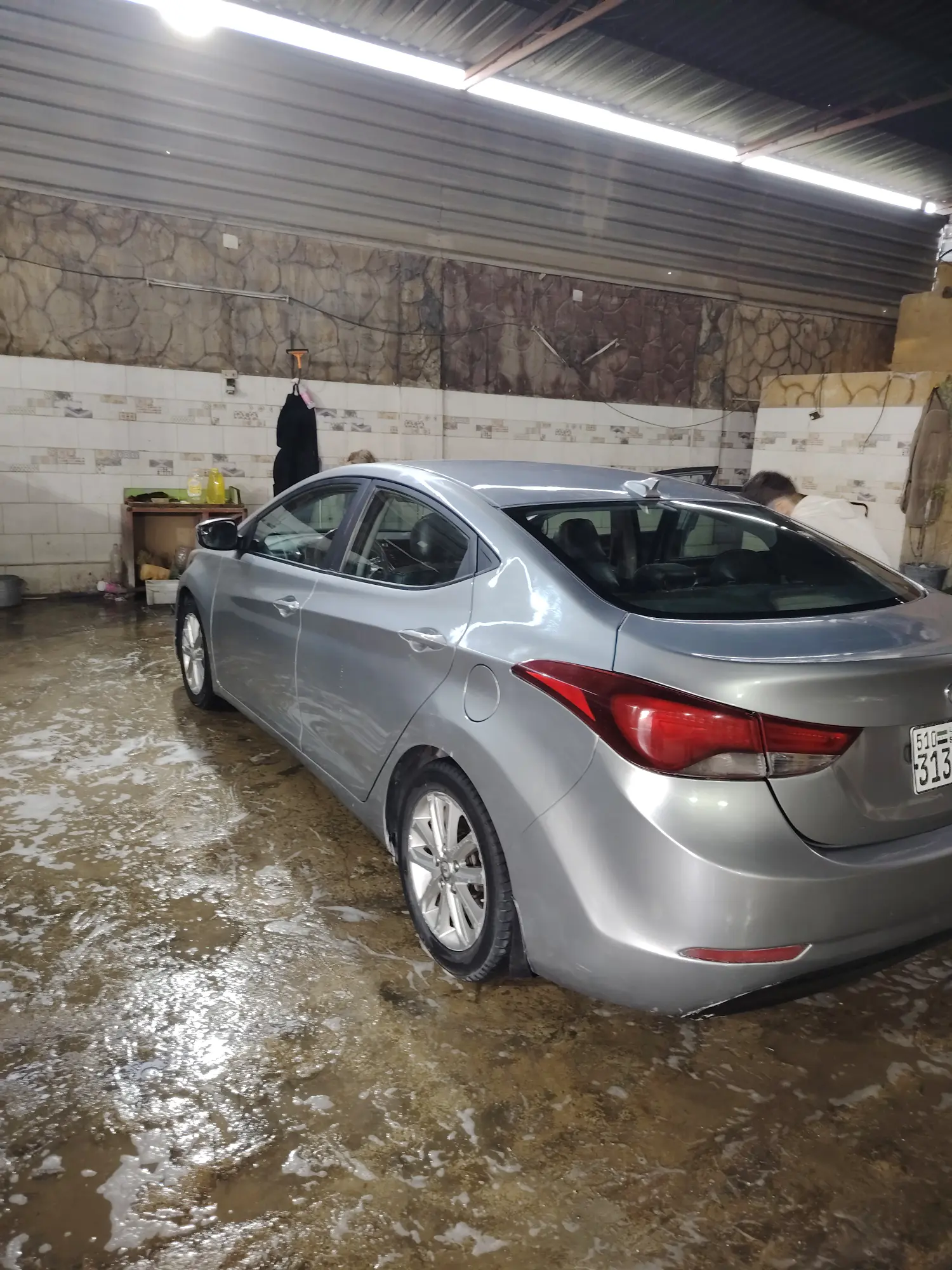 هيونداي إلنترا 2016 بحالة ممتازة - صورة 2