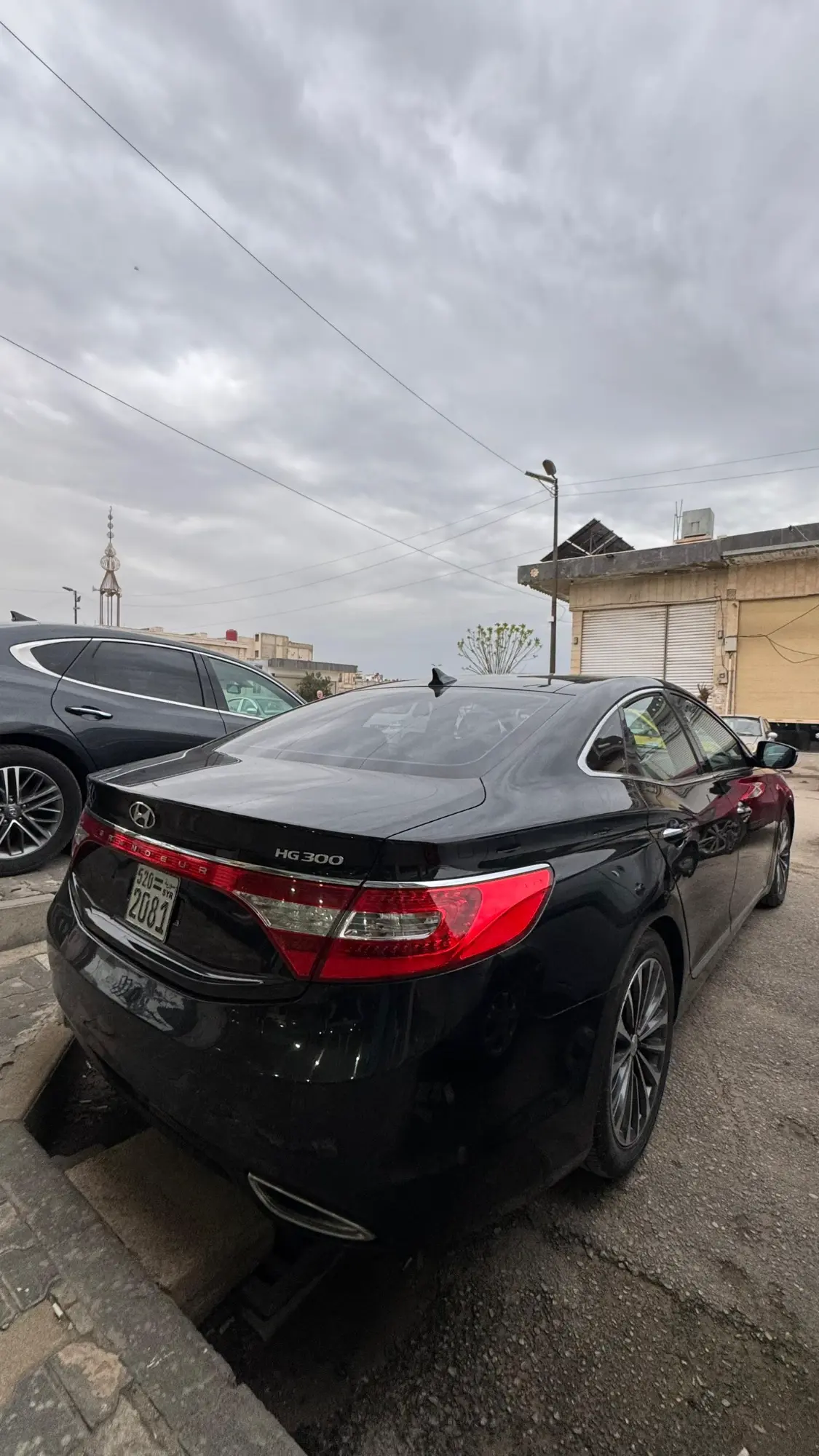 هيونداي أزيرا 2013 فل كامل بحالة ممتازة - صورة 3