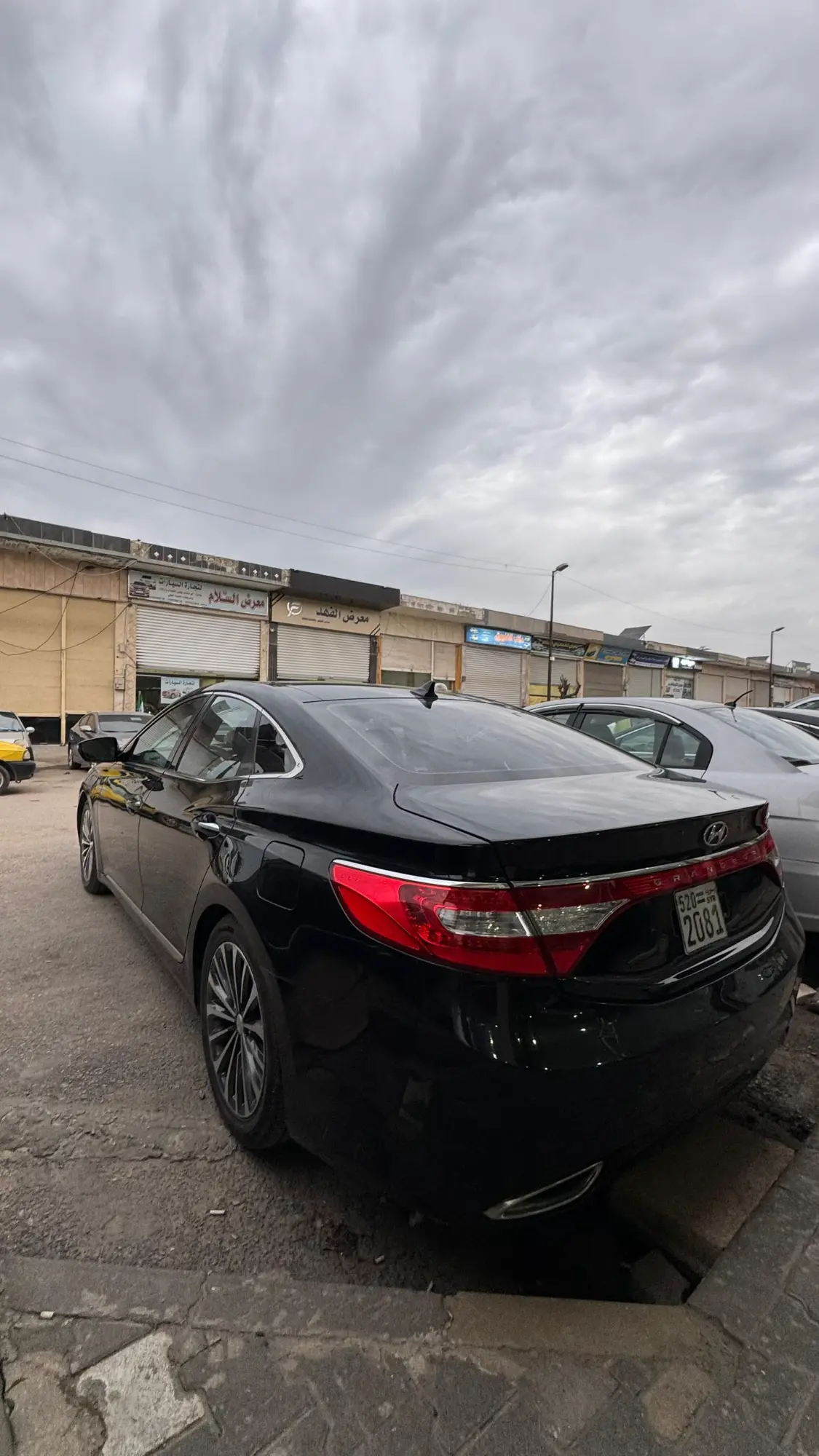 هيونداي أزيرا 2013 فل كامل بحالة ممتازة - صورة 5