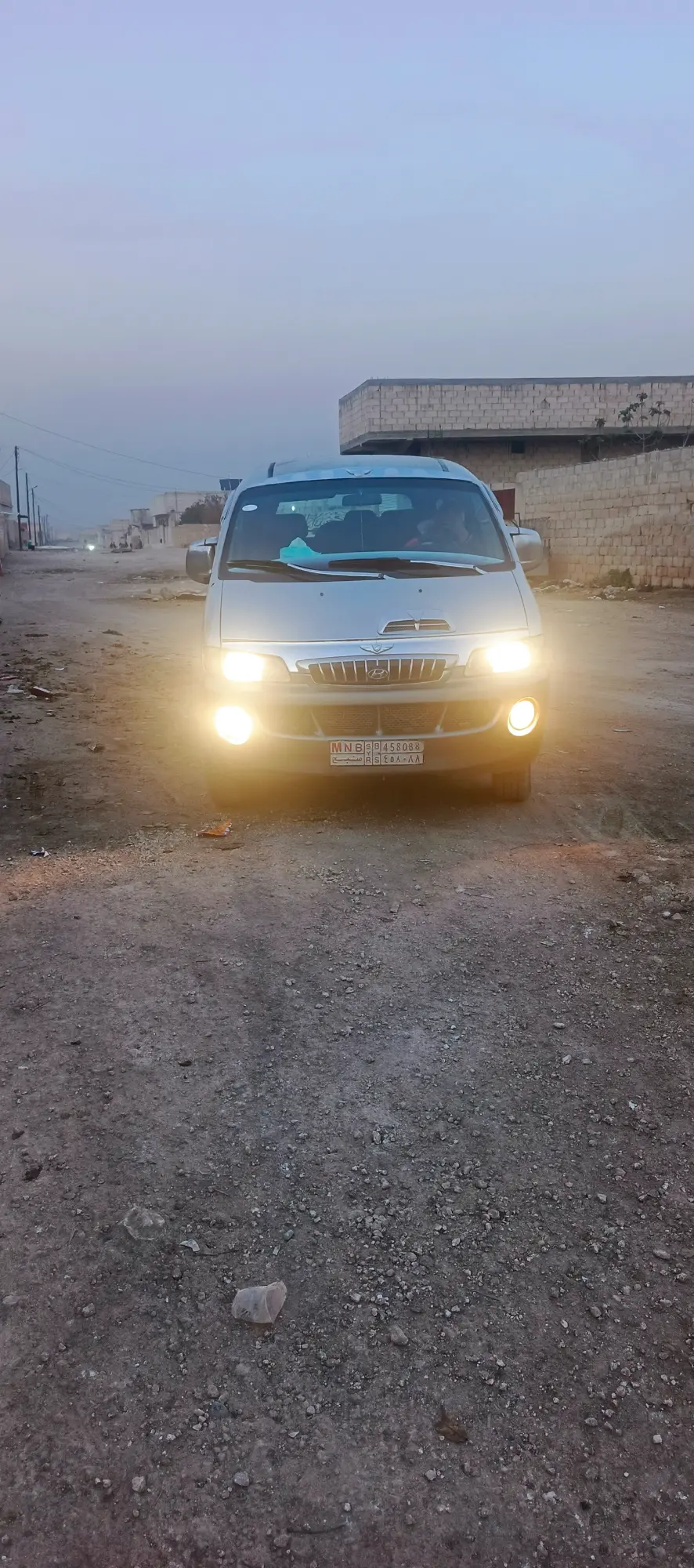 هيونداي H-1 موديل 1998 - حالة عملية وممتازة - صورة 3