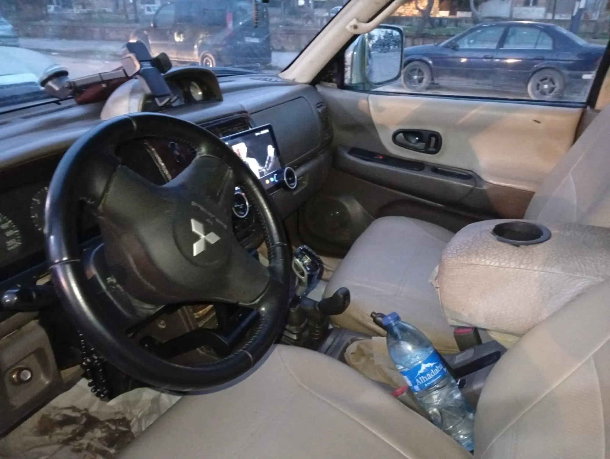 ميتسوبيشي باجيرو 2000 - حالة ممتازة - صورة 2