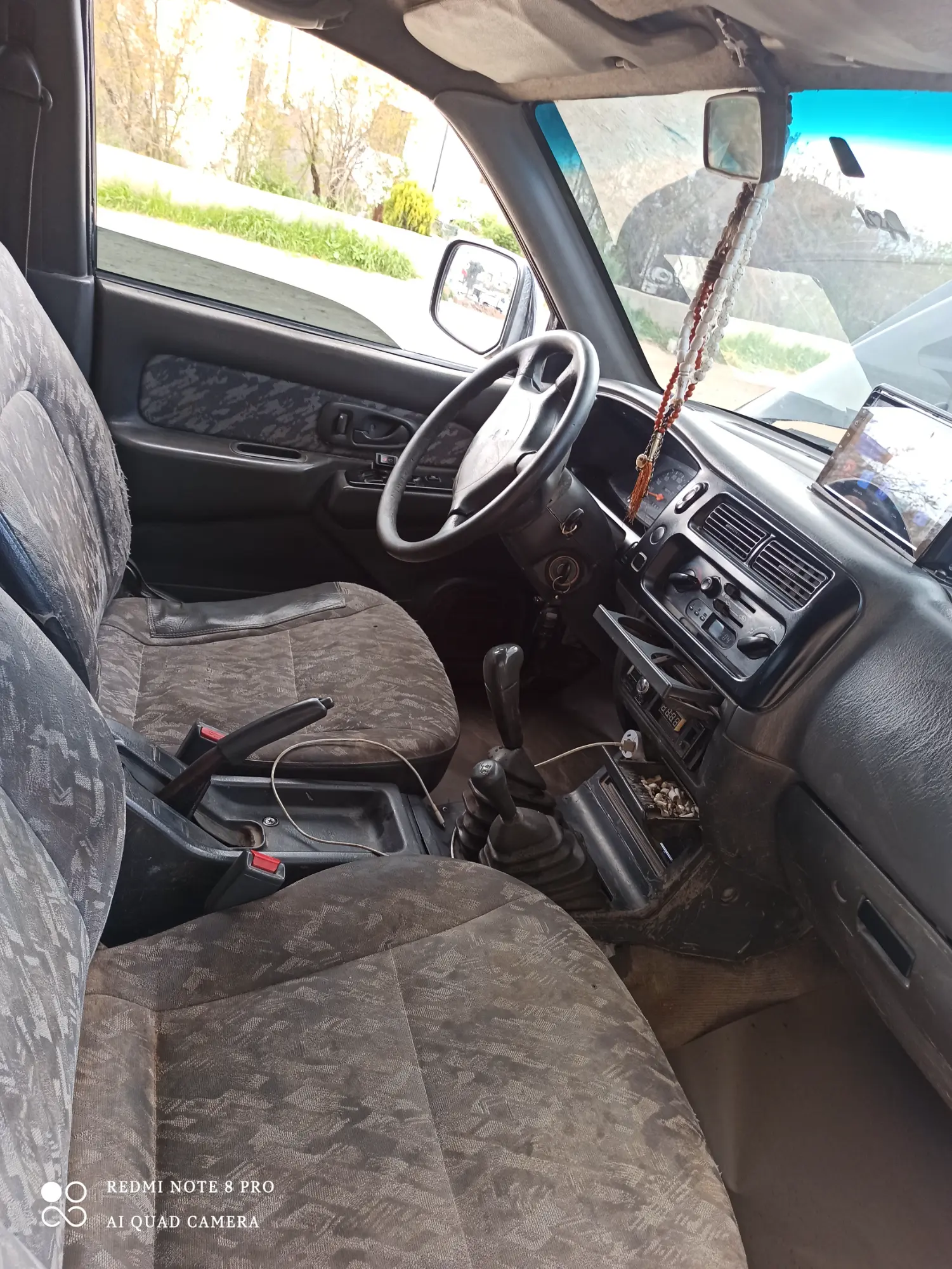 ميتسوبيشي L200 موديل 2000 شاحنة قوية واعتمادية - صورة 2