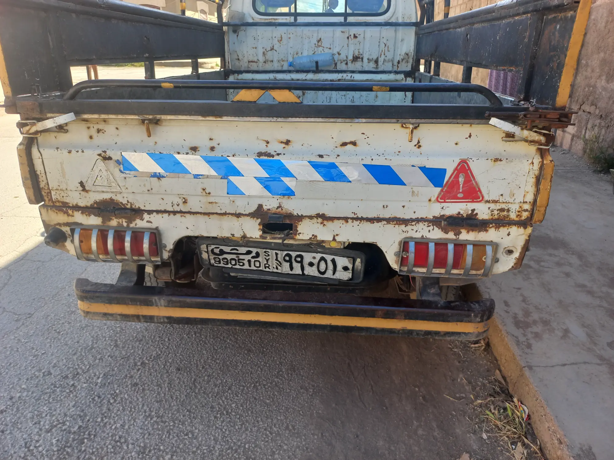 سوزوكي كاري 2004 - شاحنة عملية للنقل الخفيف - صورة 3