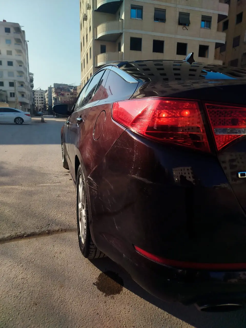 كيا أوبتيما 2012 بحالة ممتازة وفتحة سقف بانورامية - صورة 5