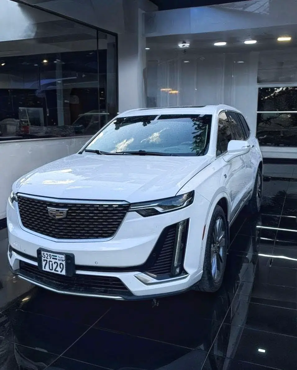 كاديلاك XT6 موديل 2021 الفاخرة بحالة ممتازة