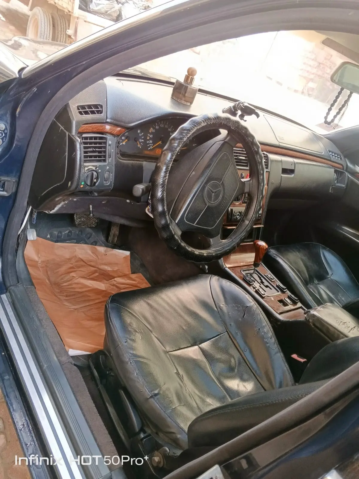 تواجد ادلب سرمد - صورة 4