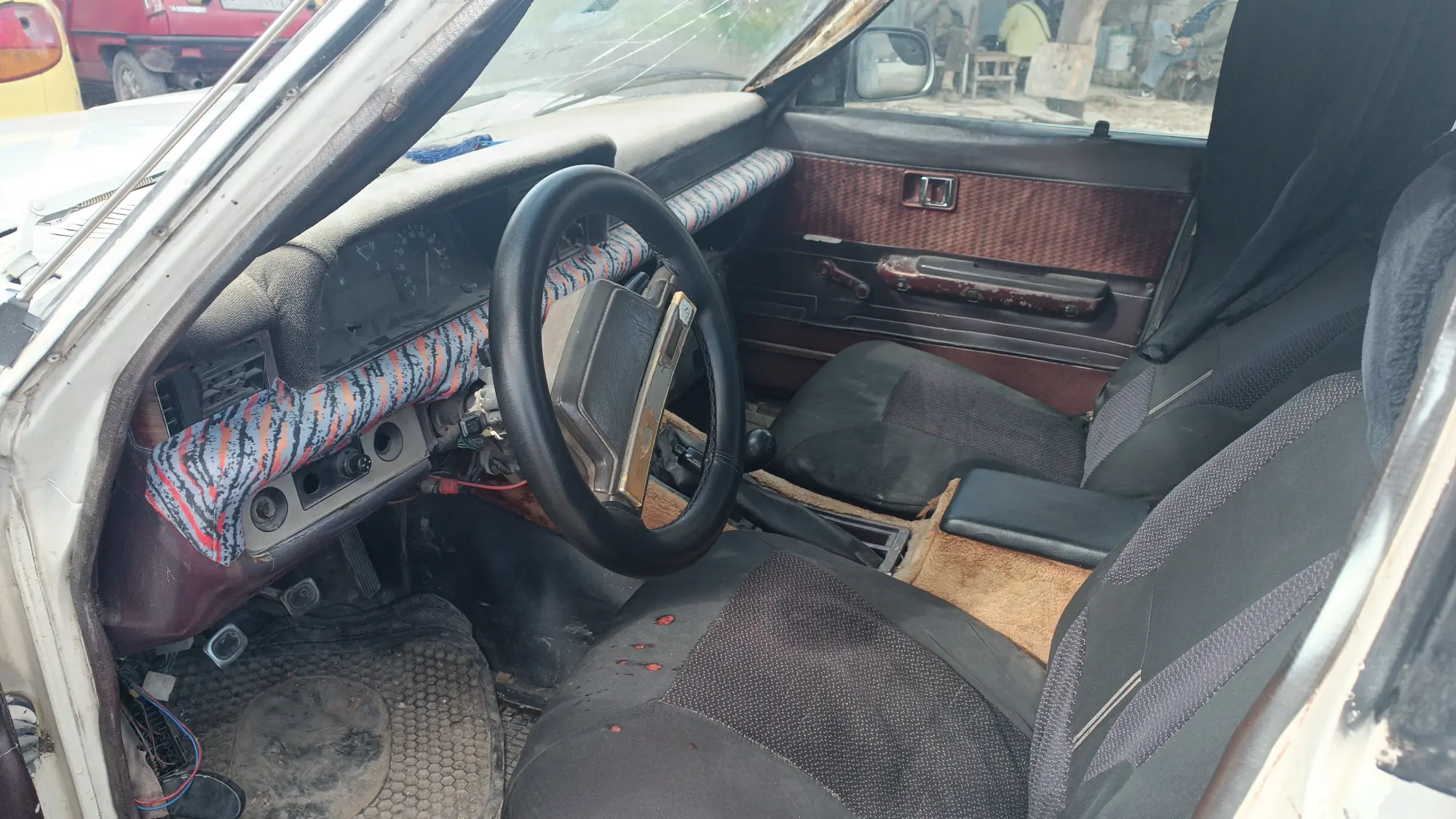 تويوتا كريسيدا 1980 بحالة كلاسيكية مميزة - صورة 2