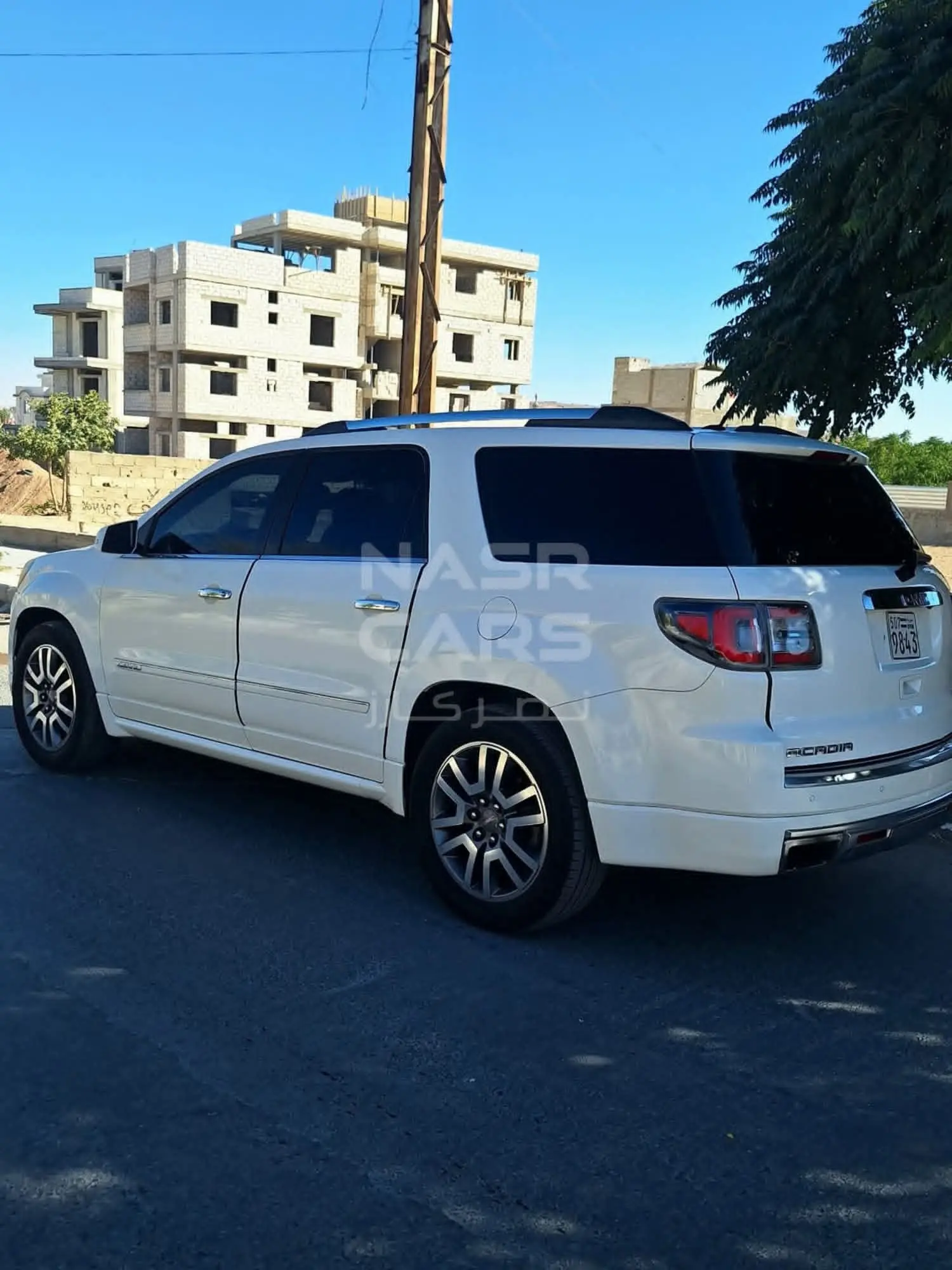 جي إم سي أكاديا دينالي 2013 بحالة ممتازة - صورة 8