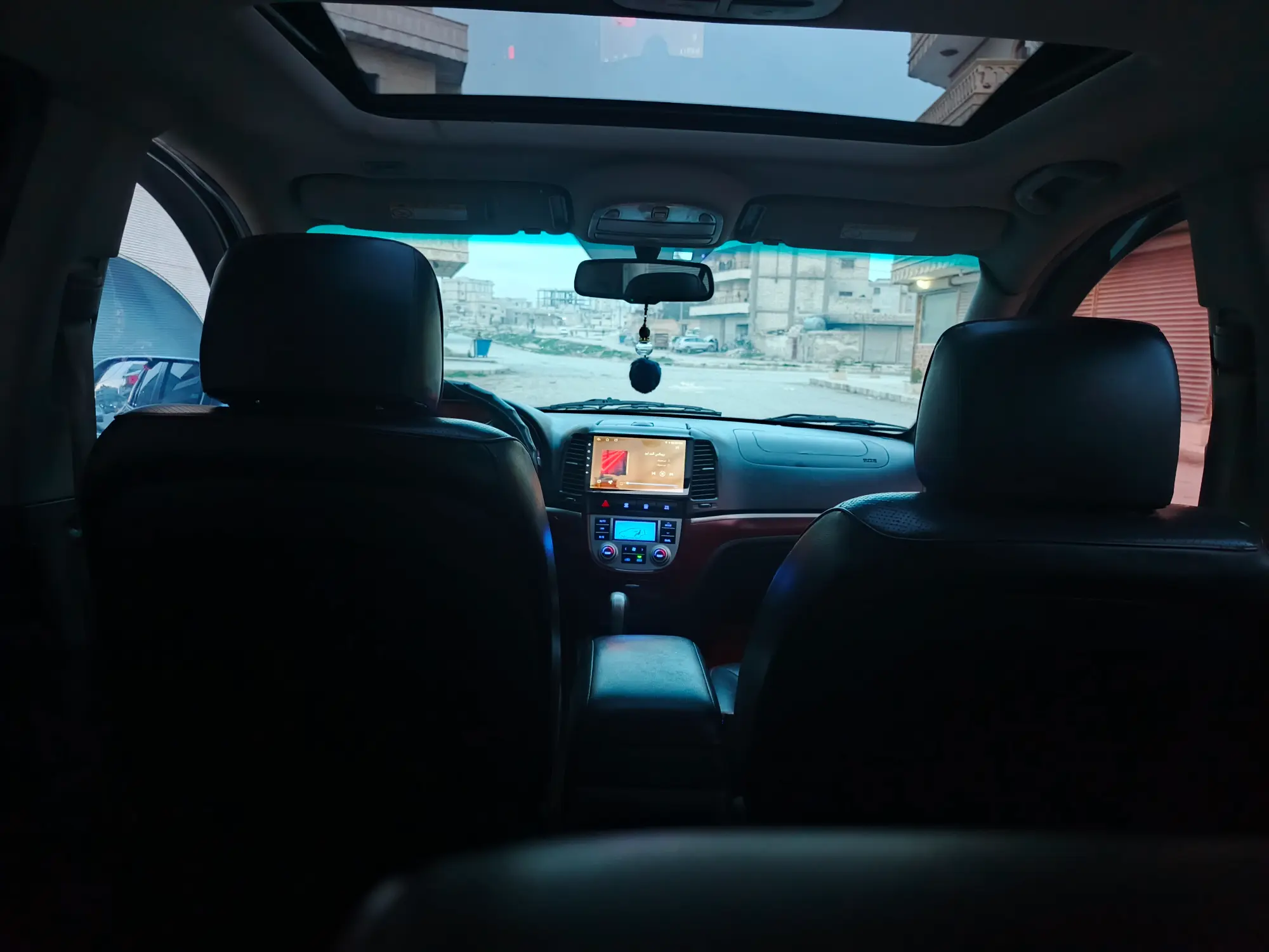 هيونداي سانتا في 2009 بحالة جيدة - صورة 3