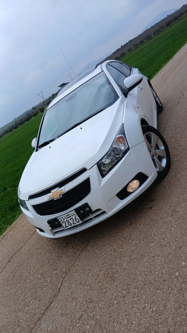 شيفروليه كروز 2011 بحالة ممتازة - صورة 2