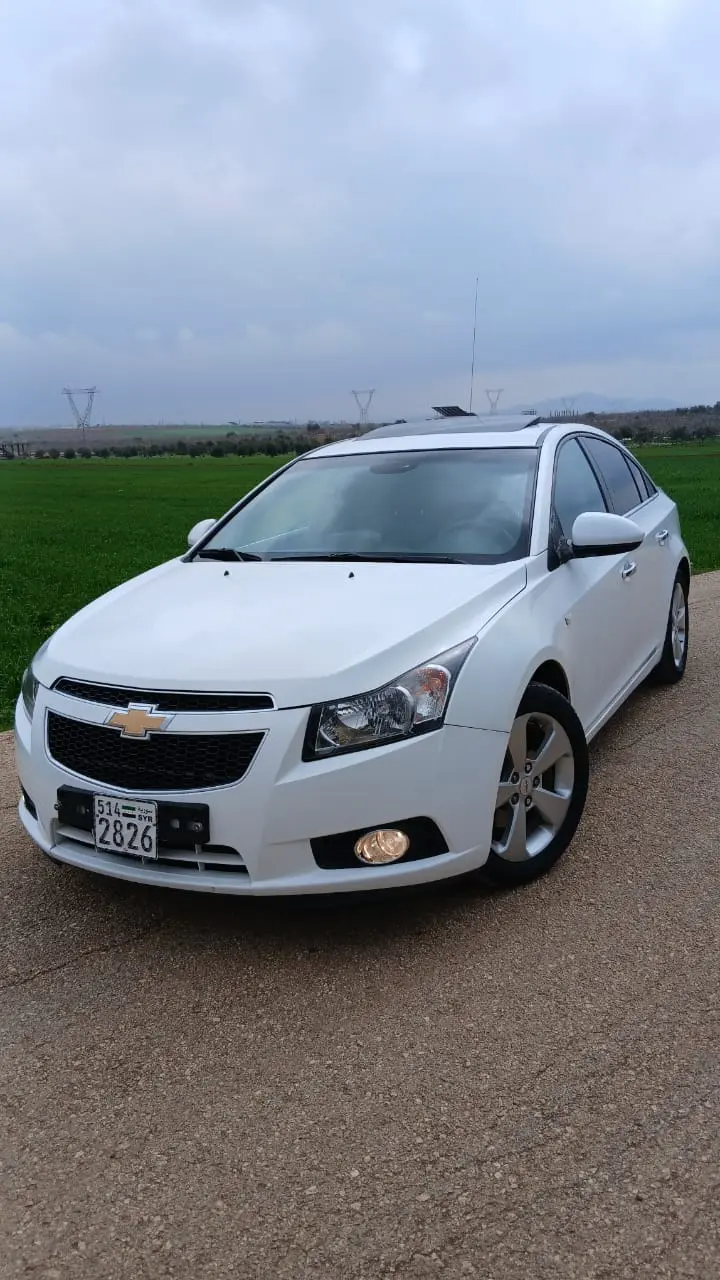 شيفروليه كروز 2011 بحالة ممتازة - صورة 3