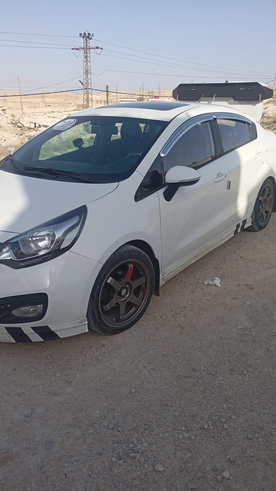 كيا ريو 2014 بحالة جيدة ومظهر رياضي - صورة 1