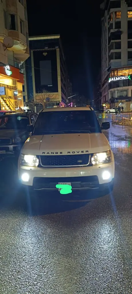 لاند روفر رنج روفر سبورت 2013 بحالة ممتازة - صورة 2