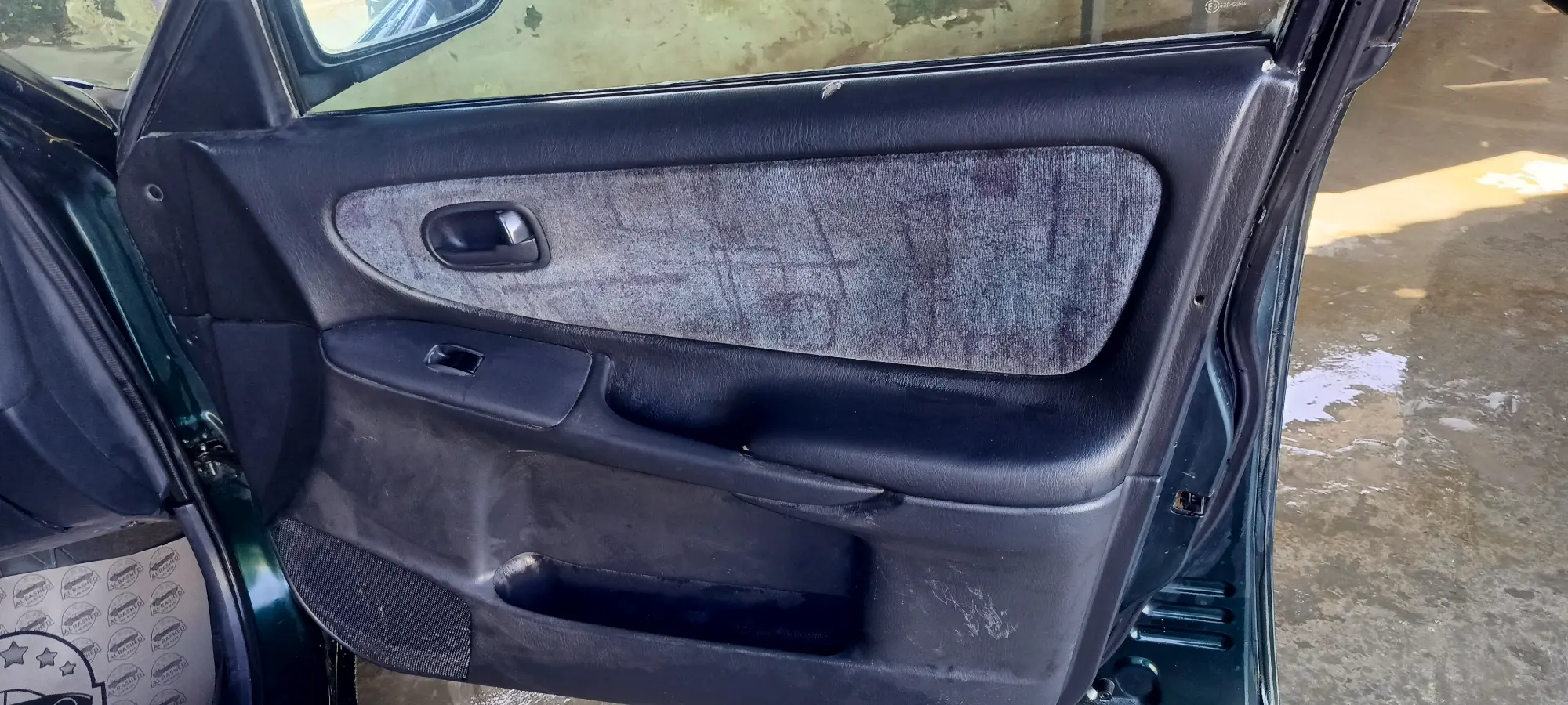 مازدا ٦٢٦ موديل 2000 - حالة جيدة - صورة 5