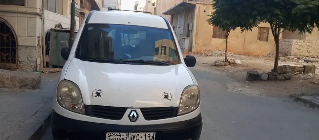 رينو كانغو 2005 للبيع - عملية واقتصادية - صورة 1