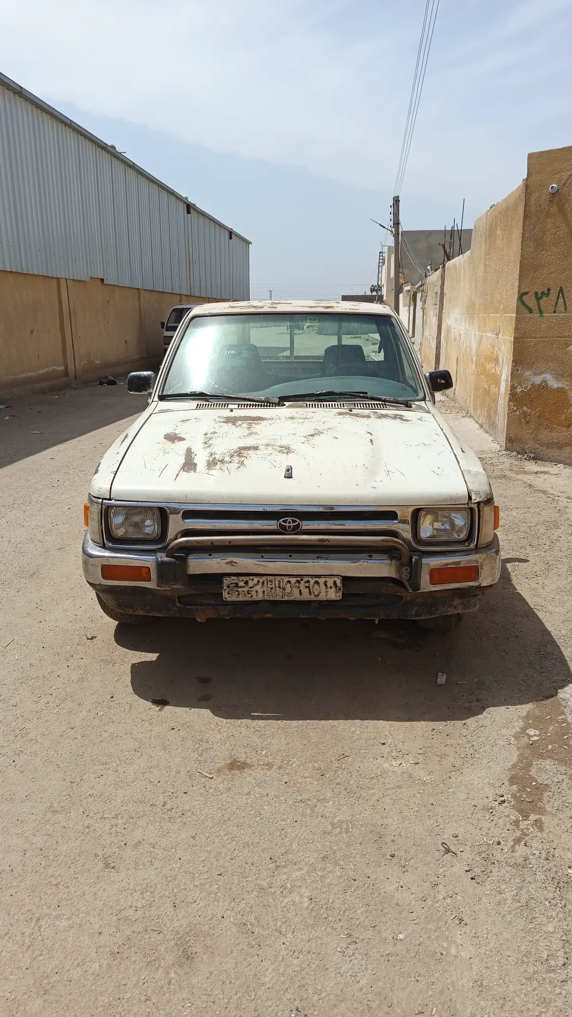 تويوتا هايلكس 1993 - شاحنة الاعتمادية - صورة 2