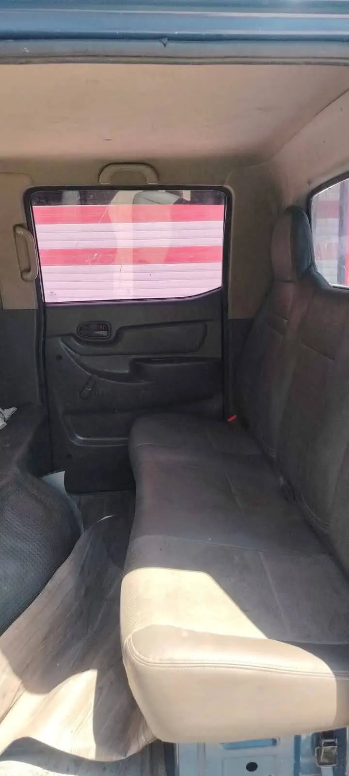 هيونداي H100 موديل 2014 شاحنة عملية - صورة 7