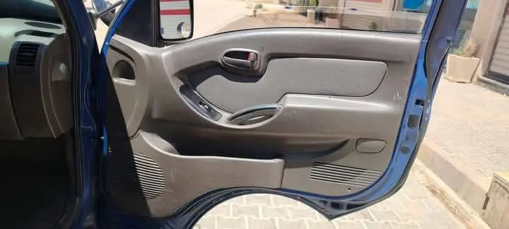 هيونداي H100 موديل 2014 شاحنة عملية - صورة 11