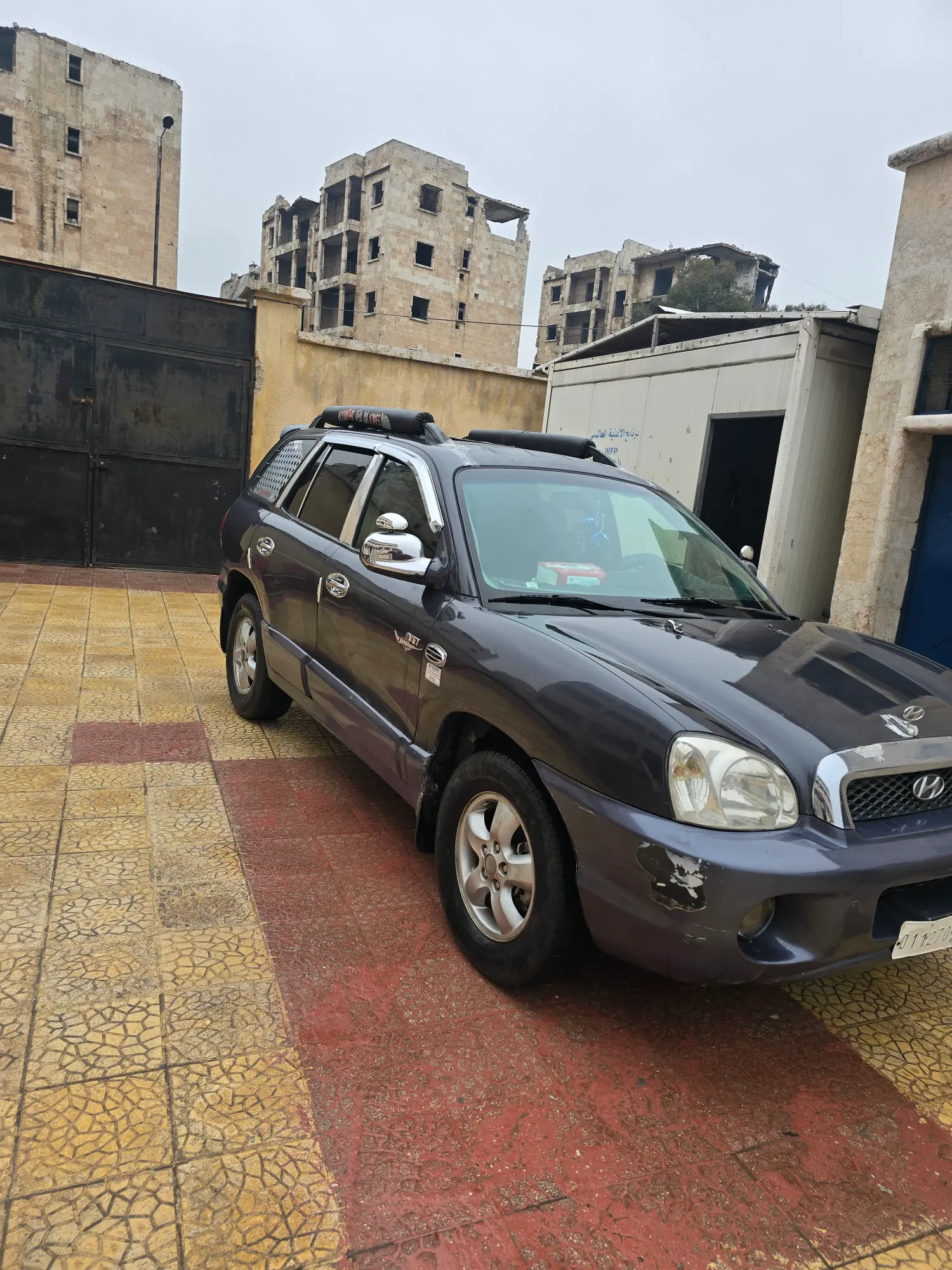 هيونداي سانتا في 2005 بحالة جيدة - صورة 2