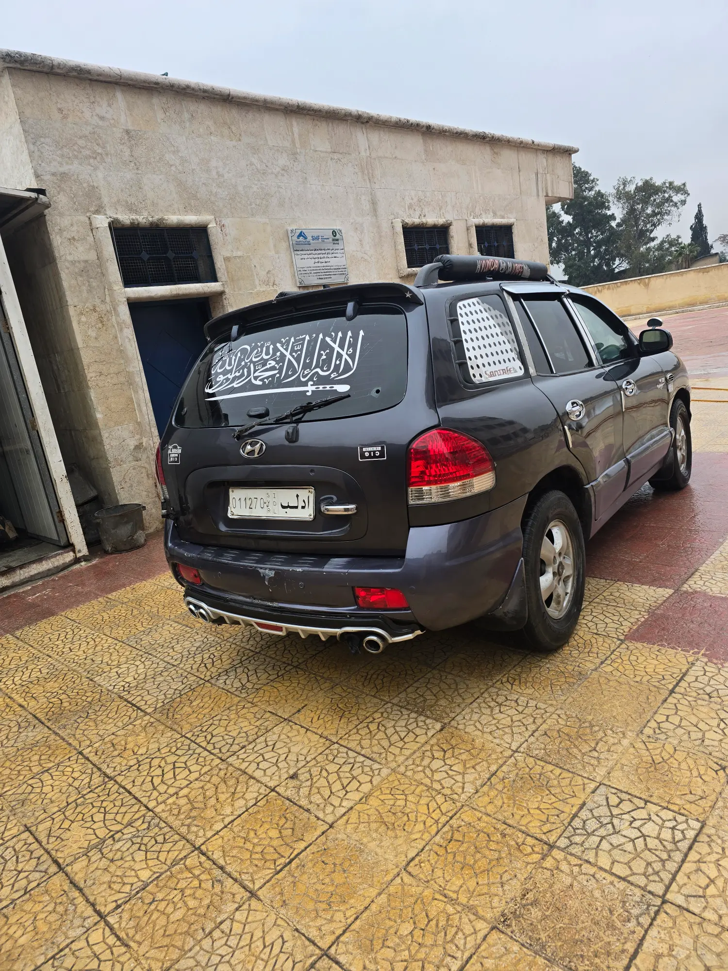 هيونداي سانتا في 2005 بحالة جيدة - صورة 5