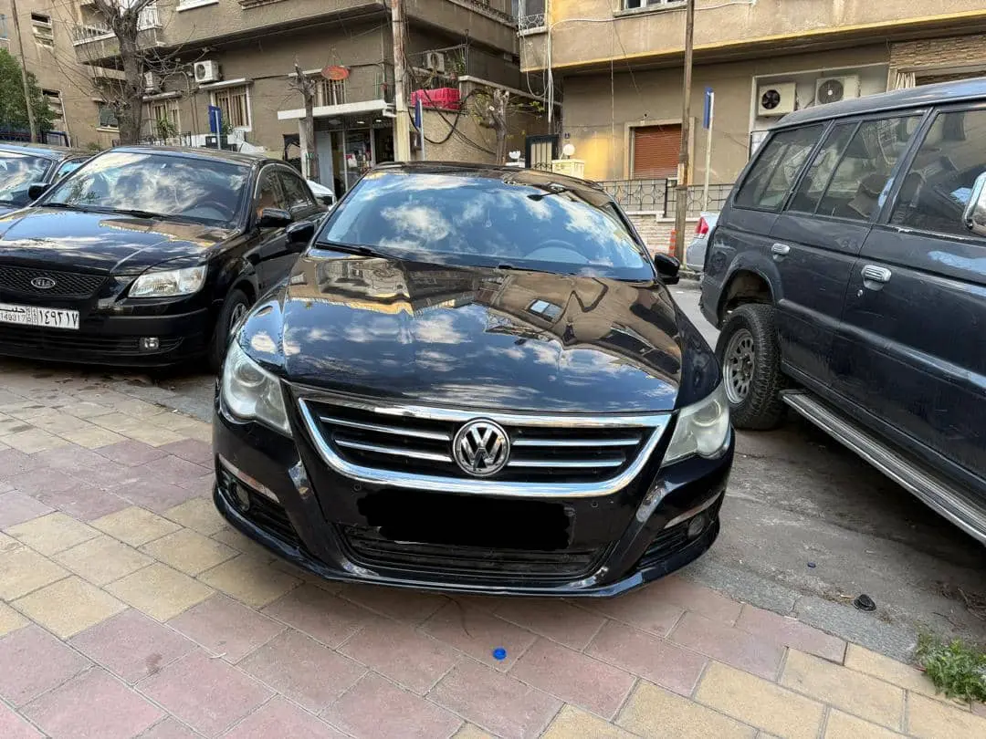 فولكس فاجن باسات 2010 بحالة جيدة
