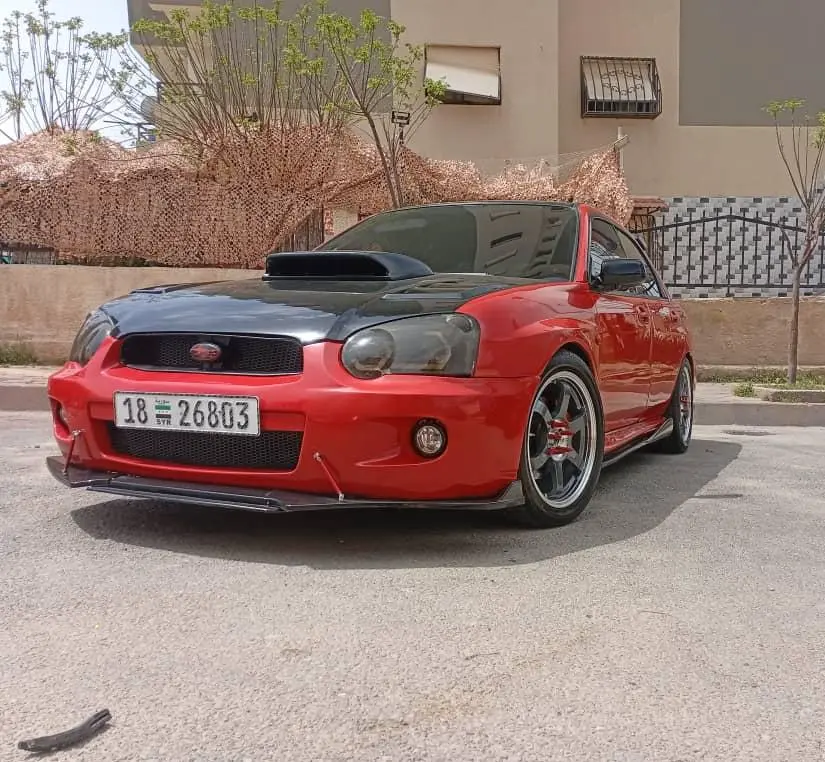 سوبارو إمبريزا 2004 رياضية ومعدلة - صورة 2