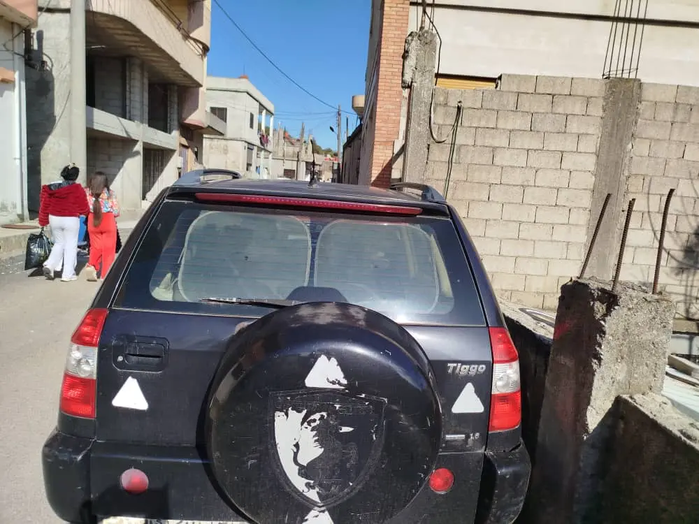 شيري تيغو 2011 بحالة جيدة وعملية - صورة 3