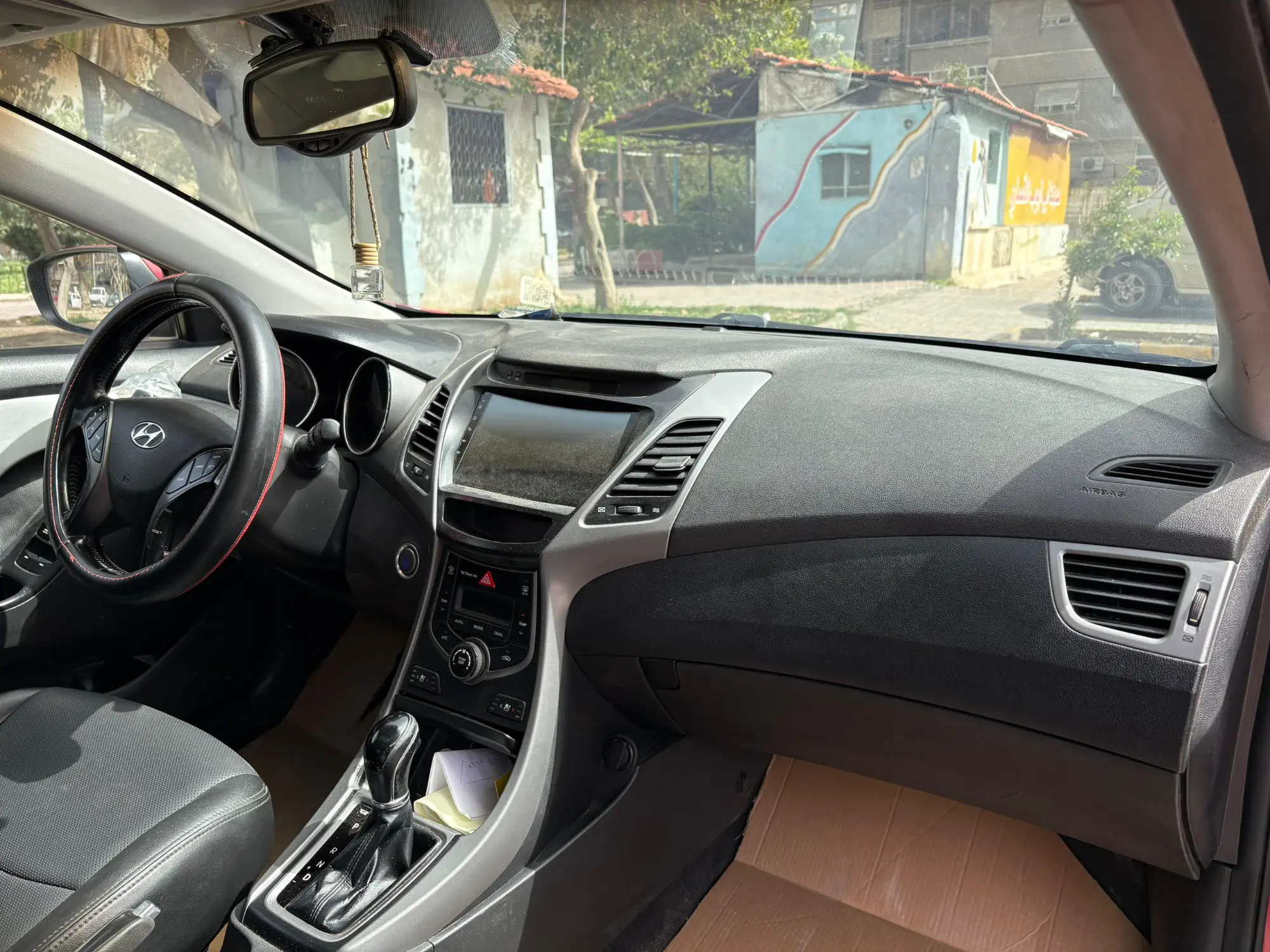 هيونداي إلنترا 2015 حالة ممتازة - صورة 3