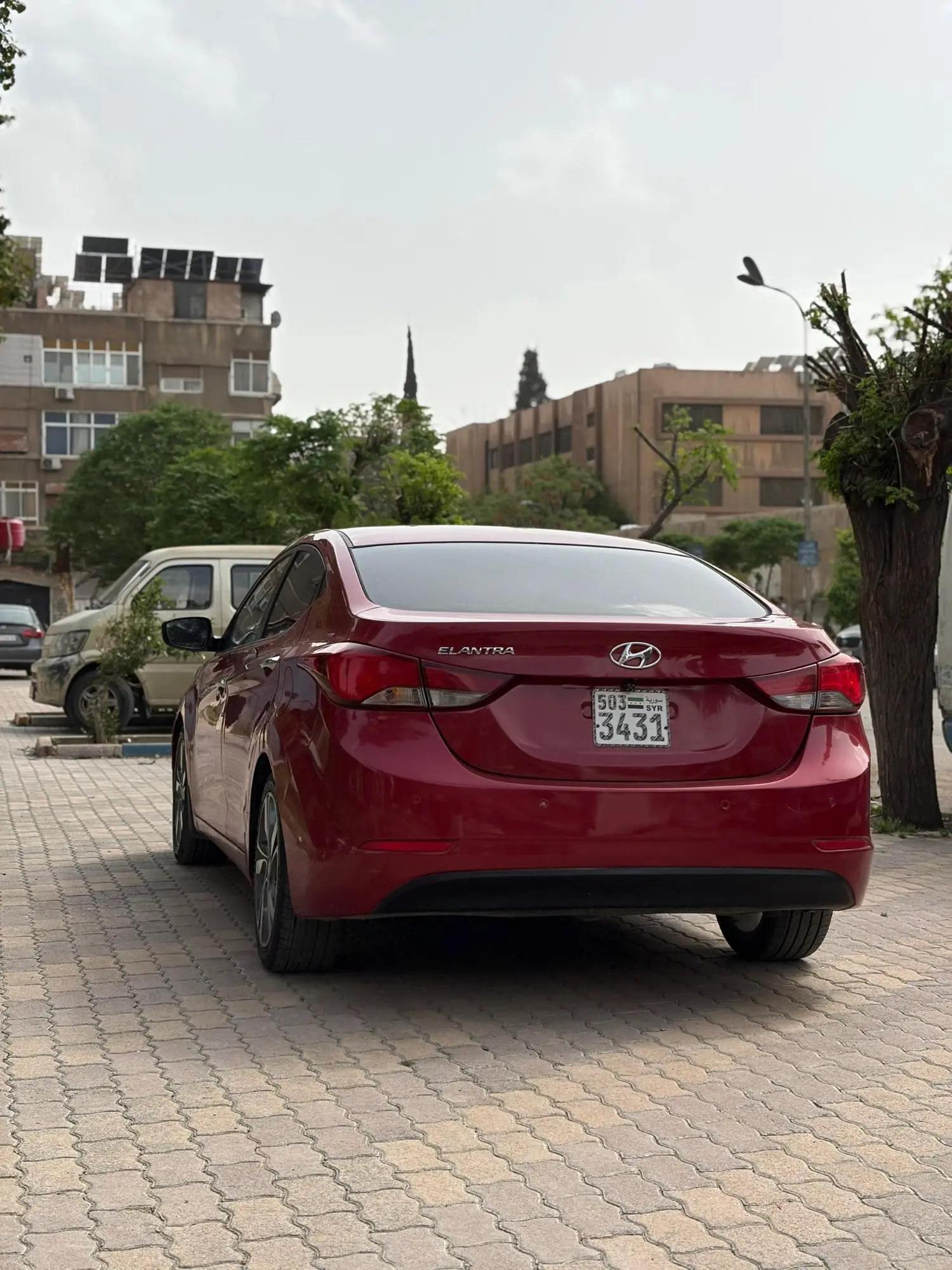 هيونداي إلنترا 2015 حالة ممتازة - صورة 4