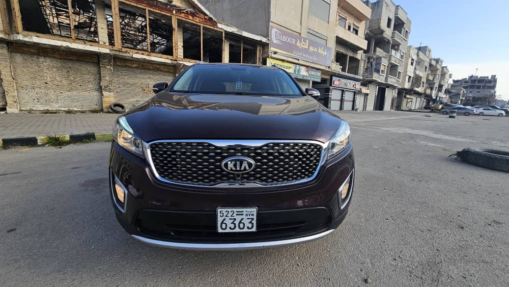 كيا سورينتو 2015 بحالة ممتازة - صورة 2